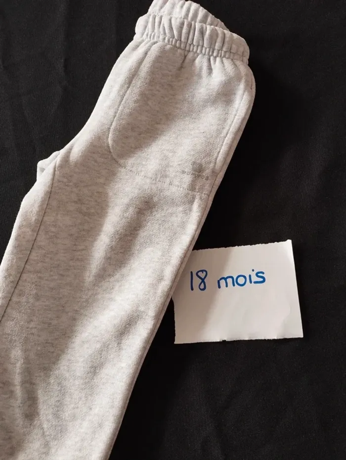 Pantalon 18 mois - photo numéro 2