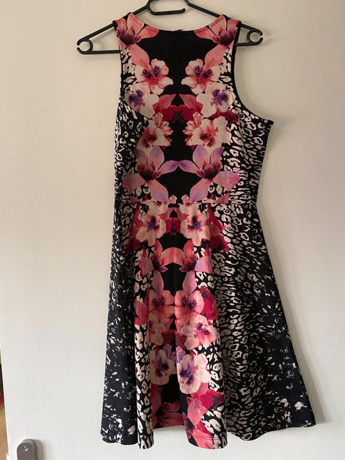 Robe fleurie H&M Taille M - photo numéro 4