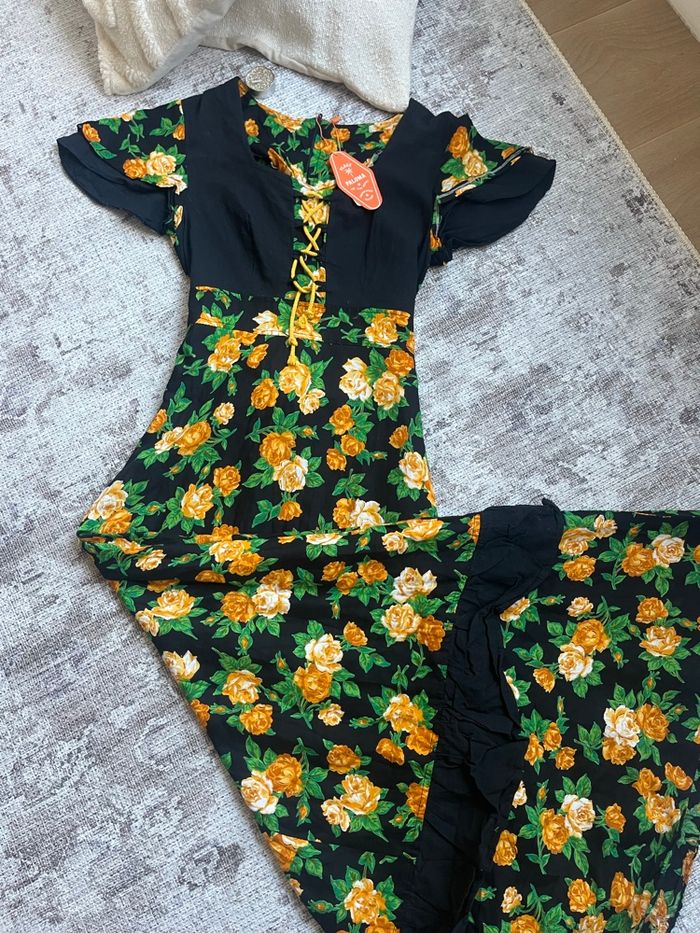 Robe longue vintage fleurie - années 70, taille M