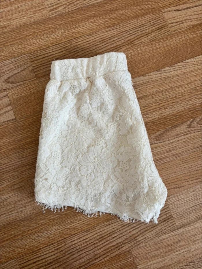 Shorts en dentelle - photo numéro 3
