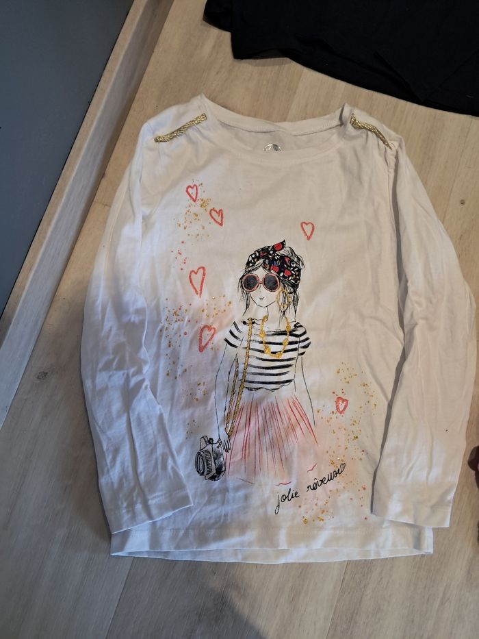 Lot de t shirts à manches longues 6ans fille neufs excellent état - photo numéro 2