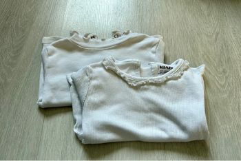 Lot de 2 tee-shirts.