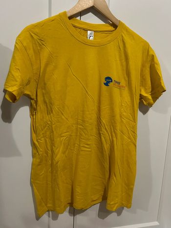 643 – t-shirt moutarde course Bouge Ta Planète