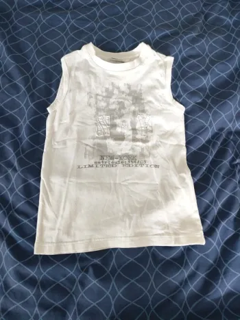 T-shirt sans manche