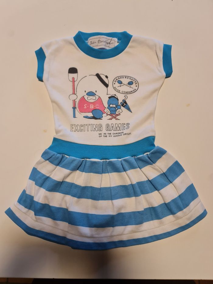 Robe courte - photo numéro 1