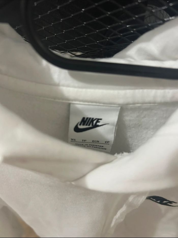 Sweat à capuche Nike - photo numéro 3