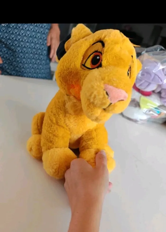 Peluche lumineuse simba Disney primark roi lion - photo numéro 4