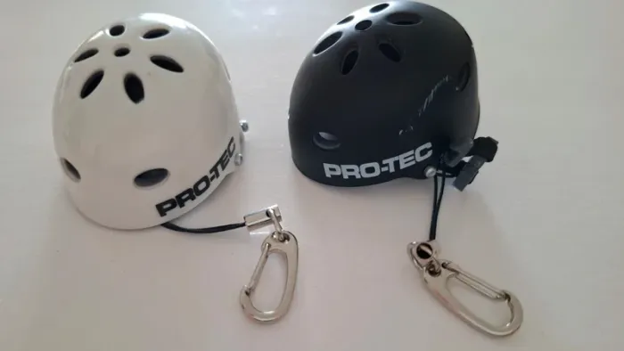 Lot de 2 porte clés casque - photo numéro 4