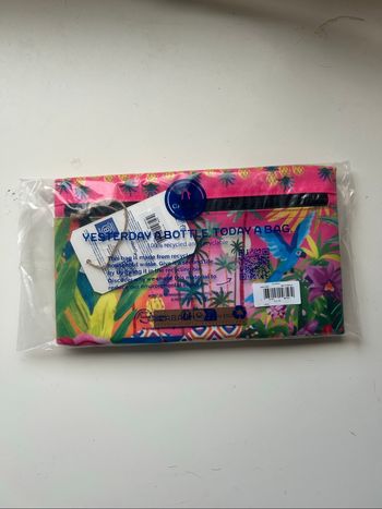 Pochette Cabaia x Nolwenn Studio