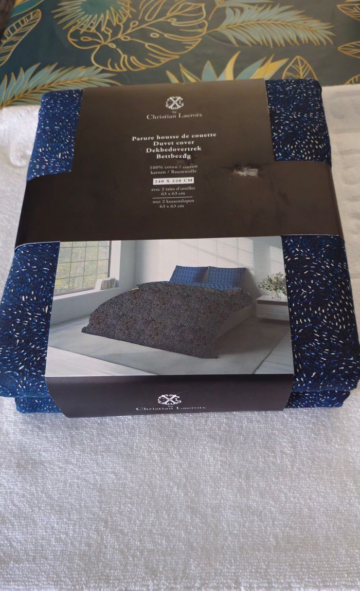 Parure housse de couette christian Lacroix 240×220 - photo numéro 2