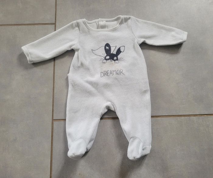 Lot pyjamas 1 mois - photo numéro 3