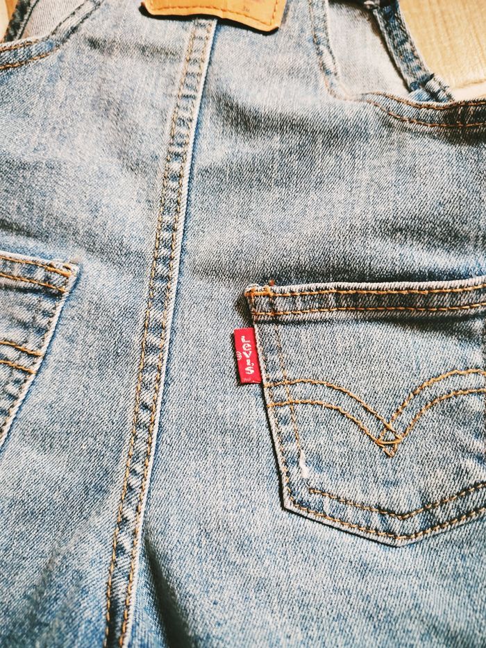 👖Levi's Strauss - Salopette en jean bleu mixte fille/garçon modèle Shortall -taille 3mois - photo numéro 5