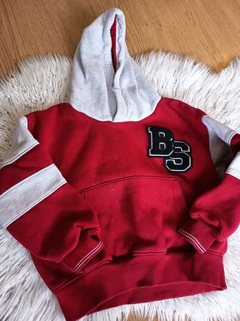 Pull capuche garçon 