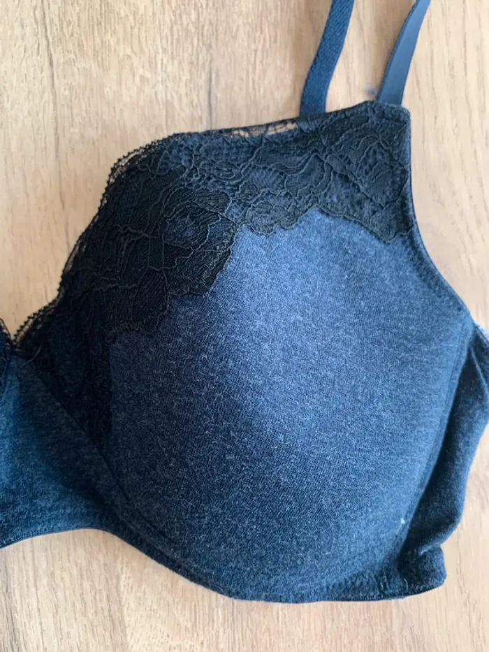 Soutien gorge de grossesse taille 90C - photo numéro 2