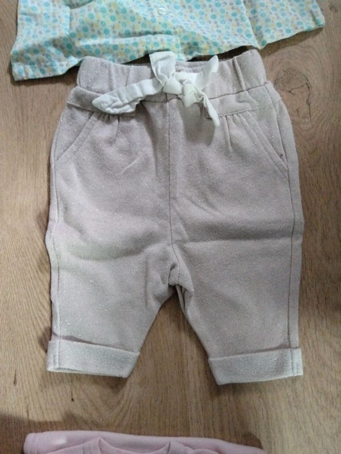 Ensemble pantalon léger t-shirt taille 3 mois - photo numéro 5