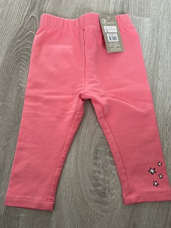 Legging rose un peu épais 6 mois neuf etiquette z