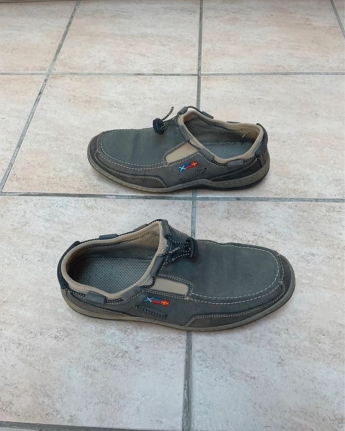 Chaussures grises - photo numéro 5