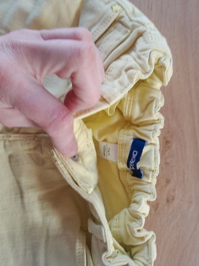 Short jean fille jaune pale 7 ans - photo numéro 3