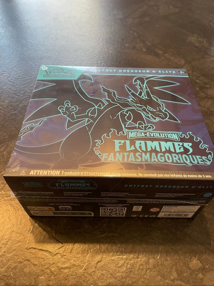 ETB Coffret dresseur élite - Flammes Fanstasmagoriques