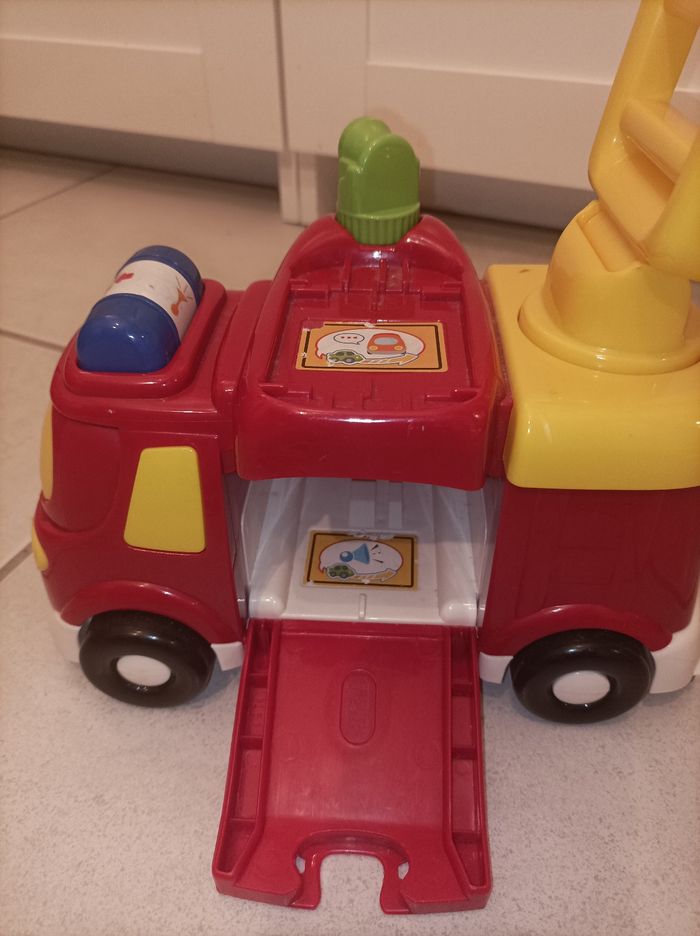 Camion de pompiers VTech - photo numéro 2