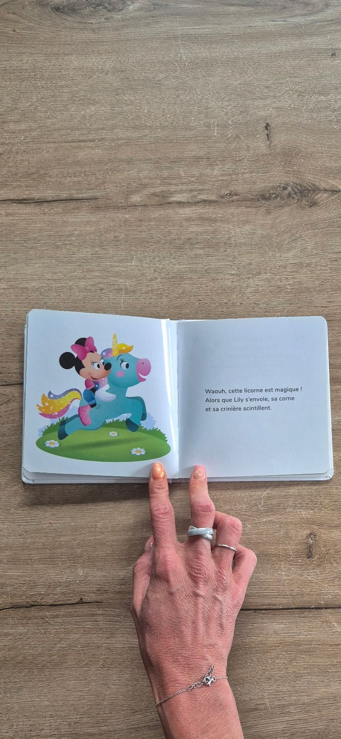 Mes premières histoires Disney : Minnie - photo numéro 3