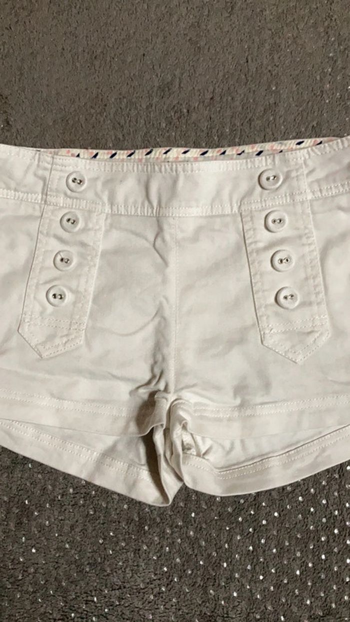 Short blanc fille 6 ans little marc Jacobs - photo numéro 2