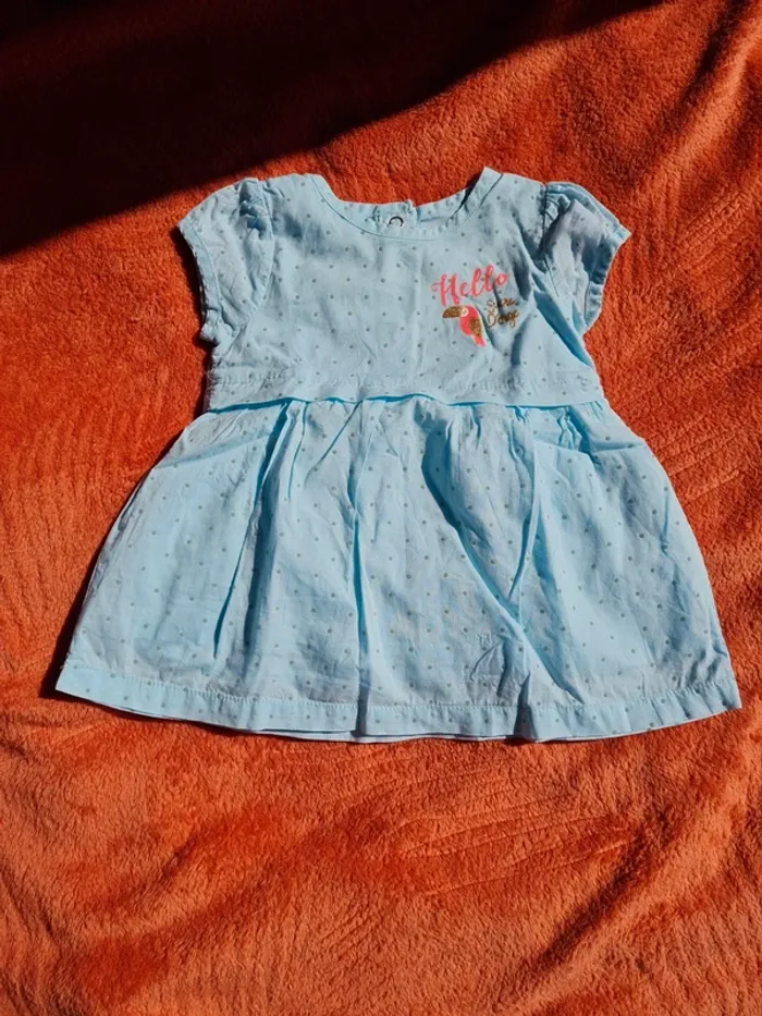 Robe bleu à pois argenté sucre d'orge 3 mois