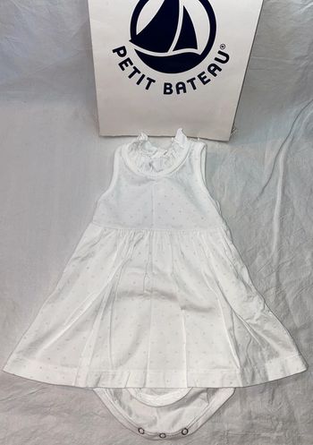 robe-body Petit Bateau  6 mois (taille pas immense)