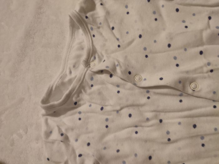 Lot de pyjama 6/9 mois - photo numéro 9