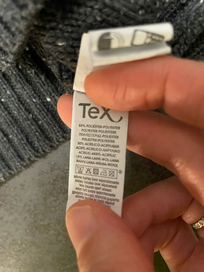 Pull tex hiver  garçon 2/3 ans - photo numéro 4