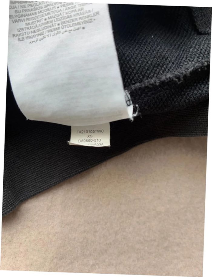 Sweat à capuche noir Jordan taille XS en très bon état - photo numéro 10