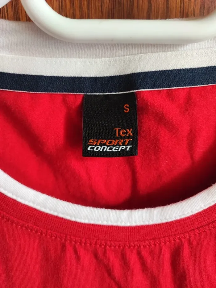 T shirt manche courte rouge taille S - photo numéro 3