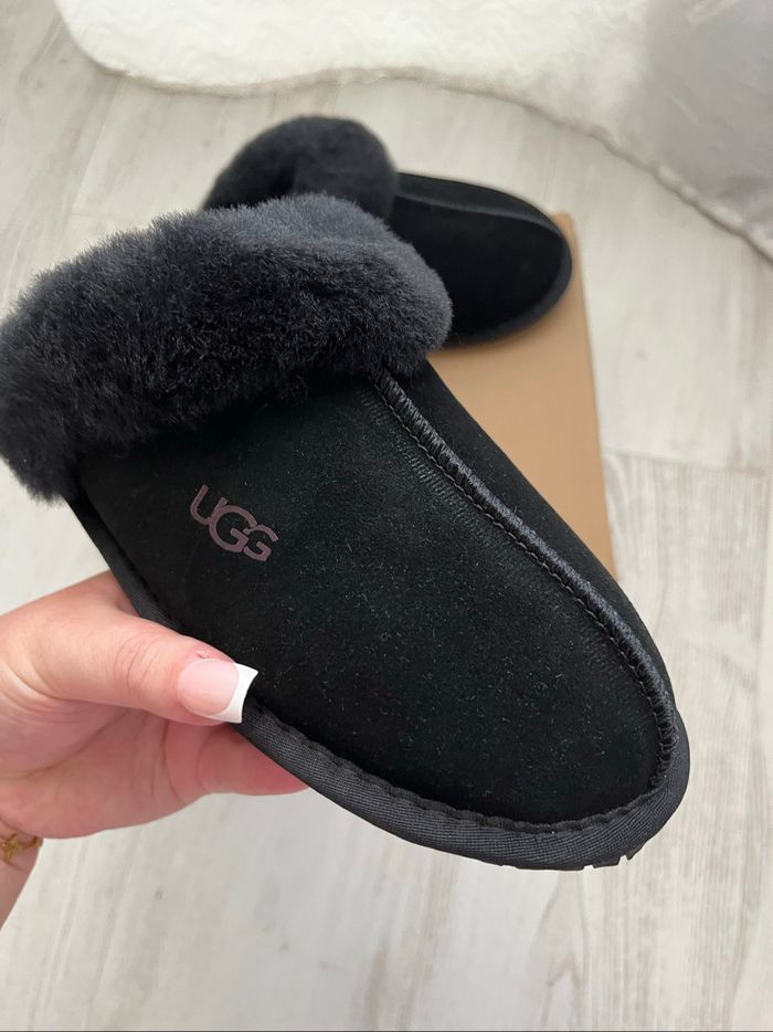 Pantoufles Ugg - photo numéro 2