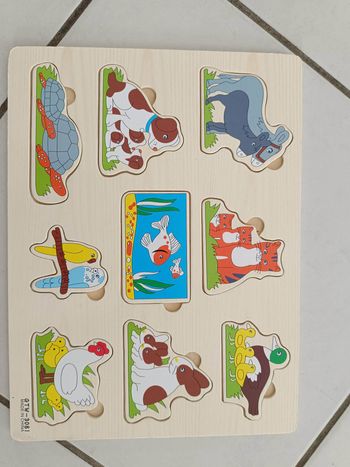 Puzzle en bois enfant motifs animaux