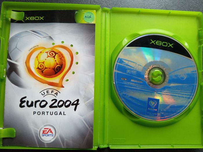 Microsoft - Xbox - UEFA Euro 2004 - photo numéro 4
