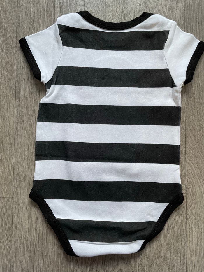 Body 12/18 mois - photo numéro 3