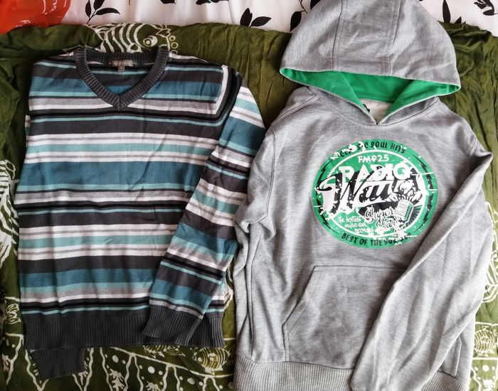 Lot 19 vêtements garçon taille 10 ans - photo numéro 5