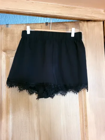 Short noir taille L femme shein