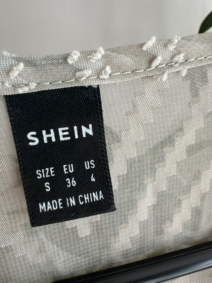 Blouse Shein col broderie dorée - photo numéro 3