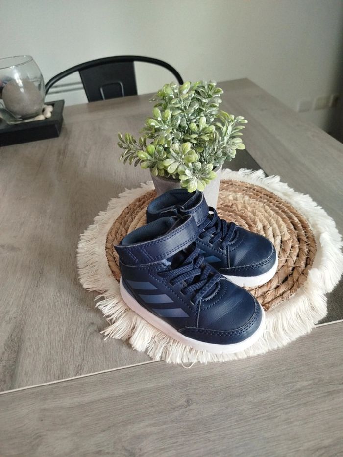 Basket adidas - photo numéro 2