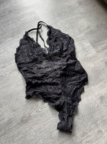 Body dentelle M