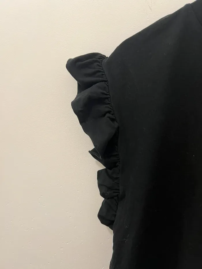 Haut noir Zara - photo numéro 2
