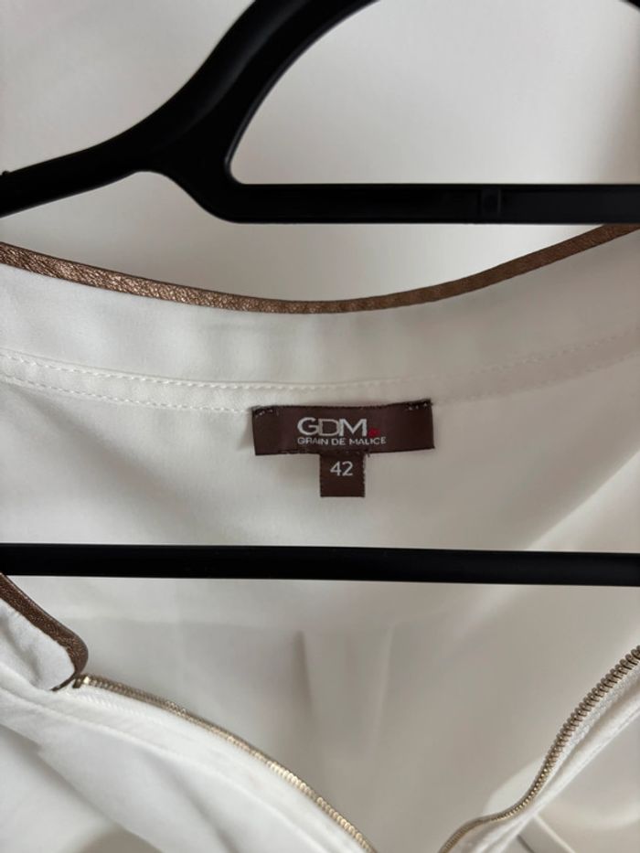 Haut blanc - photo numéro 3