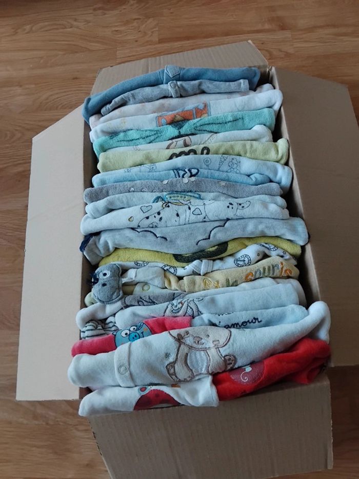 Lot pyjamas 1mois garçon - photo numéro 2