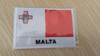 Drapeau écusson Malte