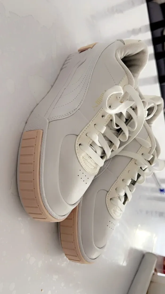 Puma authentique compensée taille 38 avec 2 défaut - photo numéro 7