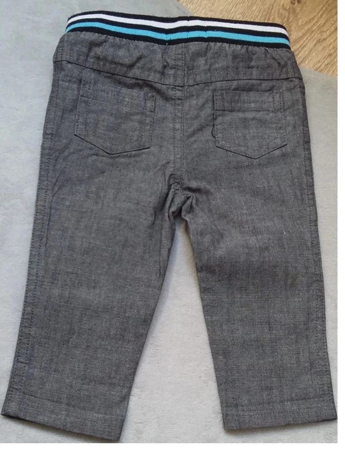 pantalon orchestra motif "chien" 6 mois en très bon état - photo numéro 2