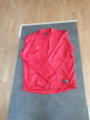 Veste Nike taille M enfant 137/147 cm