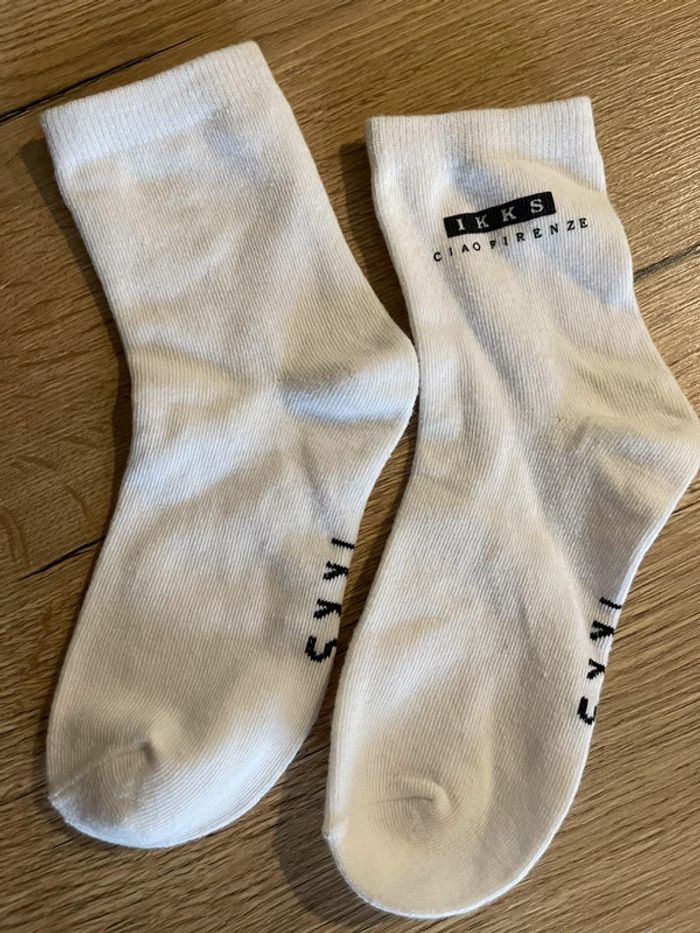 Chaussettes ikks  pointure 31/34 neuves sans étiquette - photo numéro 2