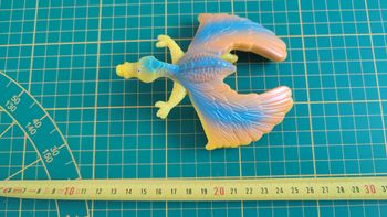 Jouet ancien vintage dans l'état Figurine McDonald's Happy Meal 1997 Dragon jaune et bleu #SP